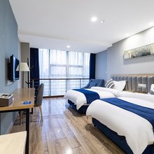 江阴悠悠假日宾馆(万达广场店)
