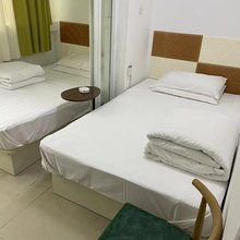 郑州梅悦民宿(十里铺地铁站店)