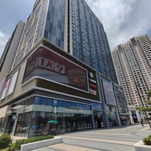 蔓骅庭·龙悦电竞观影公寓(福海路万科广场店)