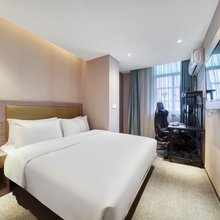 竞放电竞民宿(宁波慈溪银泰城店)