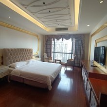 新维公寓(长寿北站店)