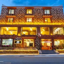 上善居客栈(四姑娘山店)