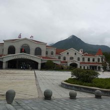 鑫庐大酒店(庐山二店)