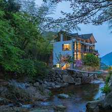 安吉隐岭居·180°森系溪畔·溯溪泳池度假亲子美宿(浙北大峡谷店)