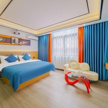 遇见拾光·美宿(汕头小公园海滨长廊店)