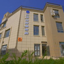 伊宁花语荷畔里酒店(伊犁河风景区店)