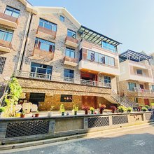 和屋秋帘民宿(千岛湖高铁站店)