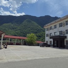 黄柏塬王小红酒店