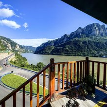 宜昌渔舟唱晚民宿(三峡公路莲沱畔大桥店)