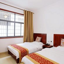 张家界见山客栈(火车站天门山索道店)