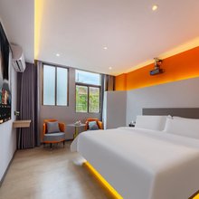 菲亚轻居·智能HOTEL(惠来店)
