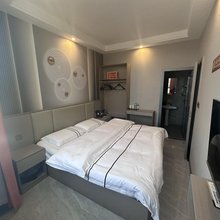 镇雄大浪商务民宿(以勒镇店)