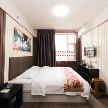 长春港湾宾馆(永兴市场活力城店)