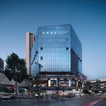 成都朴舍酒店(龙湖时代天街电子科大清水河校区店)