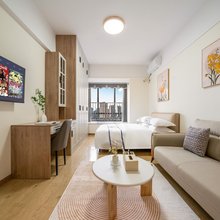 询梦主题酒店(光环购物公园重光地铁站店)