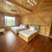 拉尕山青松山庄