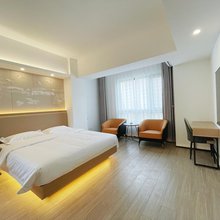 仟合酒店(郑州黄河科技学院店)