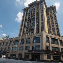 IU酒店(广安职业技术学院不夜城店)