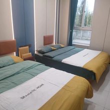 逸居精品酒店(济阳英才学院店)