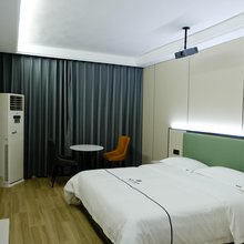 龙信商务酒店(醴陵汽车站店)
