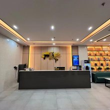 铂悦优品洒店(普宁占陇宝贝园婴童城店)