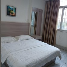 南宁榕树旅馆(广西中医药大学附属医院店)