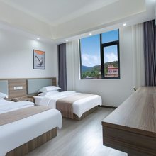 和风酒店(巴塘318国道店)