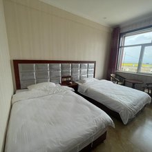 共和栖海畔客栈