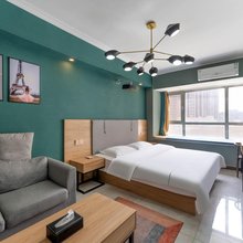 馨雅精致民宿(郑州河南工业大学地铁站店)