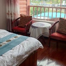 泸沽湖湖滨苑客栈