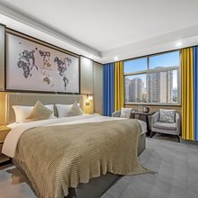 万兵豪·高原红酒店(吉首商业城火车站店)