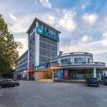 汉庭酒店(郑州惠济万达北大学城地铁站店)