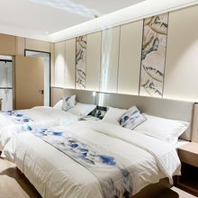 泸定金辉久酒店