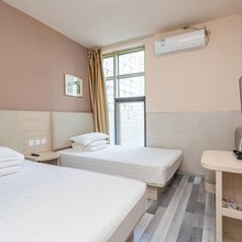 天润泉宾馆(济南会展中心店)