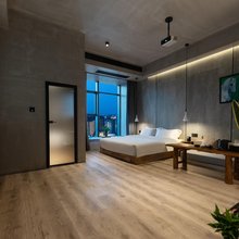 泥木·SKY CITY HOTEL(自贡华商城店)