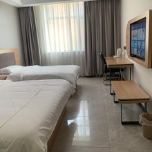 容城乐巷公寓