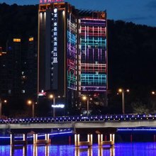 睿龙米易阳光酒店