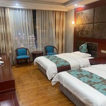 若尔盖草原馨瑞酒店(客运中心店)