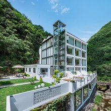 山屿·山野温泉溯溪泳池私汤民宿(浙北大峡谷店)