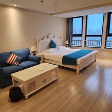 爱琴海精品海景公寓(青岛东方影都店)
