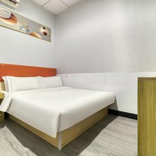 诺亚酒店(济南趵突泉齐鲁医院店)
