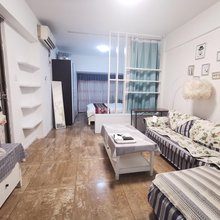 胜似家短租公寓(深圳南山服装批发城店)