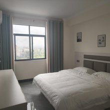 万尾金滩海中楼大酒店