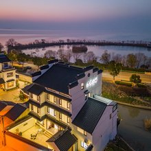 苏州函景湖畔民宿(太湖西山缥缈峰店)
