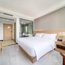 桂林义沣酒店(临桂新区人民路店)