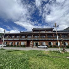泸沽湖海湖明珠酒店