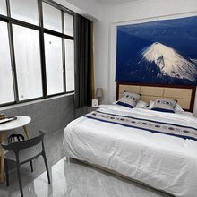 润鸿酒店公寓(南水市场店)