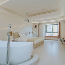 北纬21℃智能酒店(西双版纳景洪孔雀湖店)