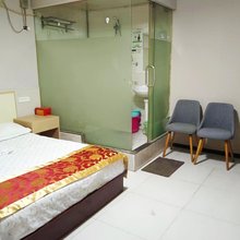 武汉汉馨宾馆(省人民医院黄鹤楼店)