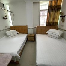 清水小宾馆(平江职业学院店)